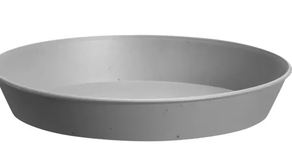 Grått krukfat i plast, perfekt för att samla upp överflödigt vatten från krukor.